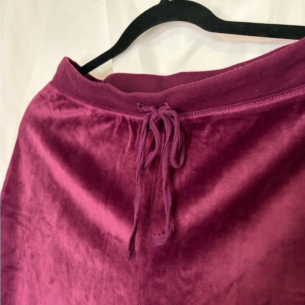 Honeydew USA Burgundy Velvet Joggers​​ - Picture 2 of 5